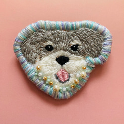 ゴールデンレトリバーの刺繍ブローチ ブローチ 水越商店 通販