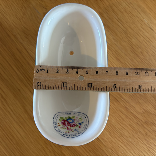 フランスのバスタブの形をした可愛いソープディッシュ 石鹸置き