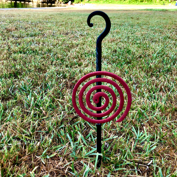 ロートアイアン製　蚊取り線香ホルダー 2枚目の画像