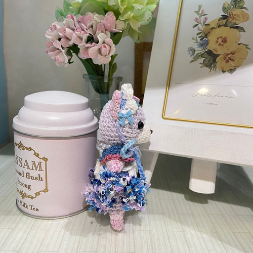 エプロンドレスのロリータねこちゃんキーホルダー あみぐるみ NIJIGEN