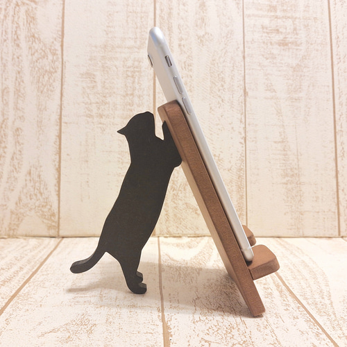 猫の日2026【受注制作】黒猫 白猫 猫が支えるスマホスタンド