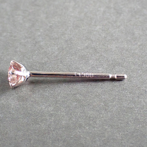 ピンクの猫さん❣️プラチナ ハートシェープカットダイヤ ピアス(片耳