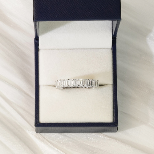 エメラルドカット・エタニティリング J-R240827（4週間発送） 指輪