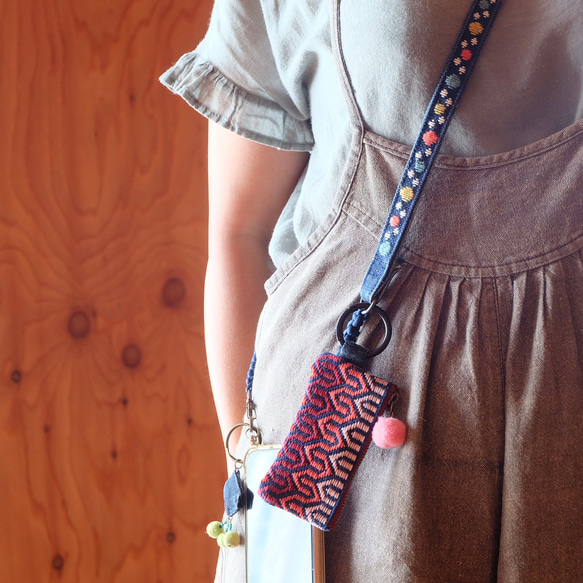 Kogin刺繡迷你錢包，附登山扣；Naminami [刺繡⌘刺繡]迷你收納包，附登山扣，多功能收納包，可客製化 第12張的照片