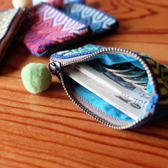 Kogin刺繡迷你錢包，附登山扣；Naminami [刺繡⌘刺繡]迷你收納包，附登山扣，多功能收納包，可客製化 第6張的照片