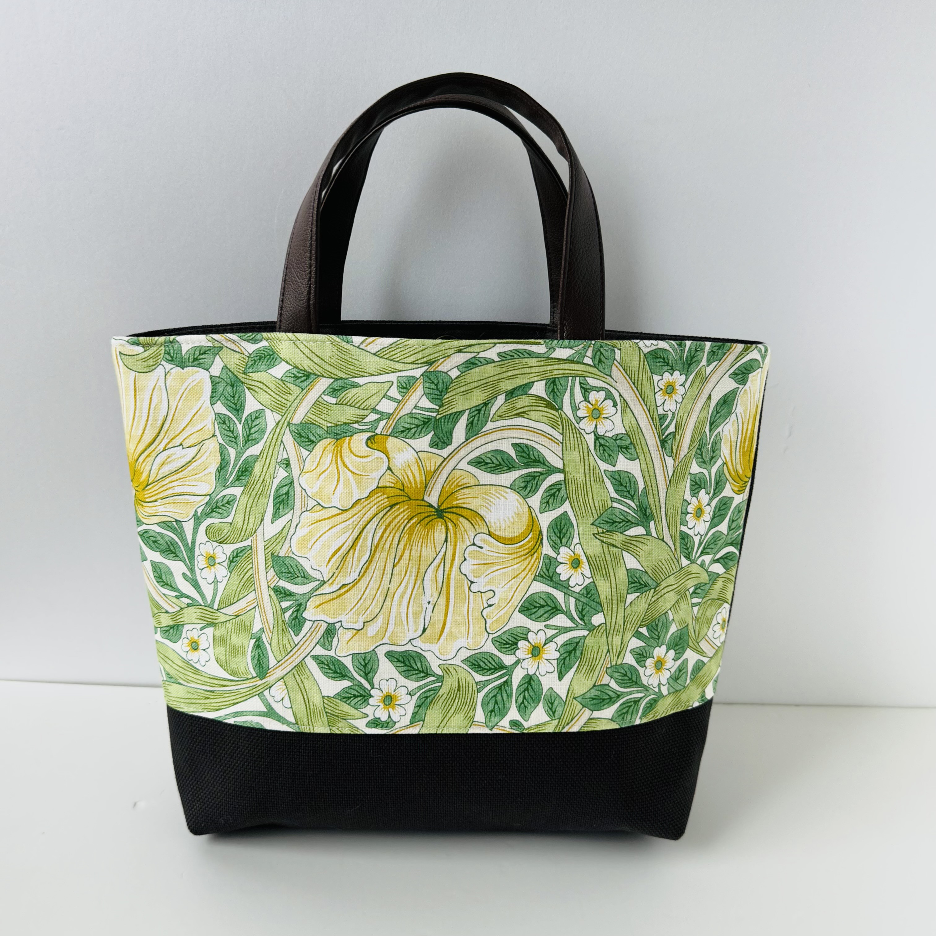 ウィリアムモリス ピンパーネルのトートバッグ