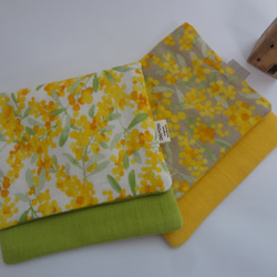 ３０㎝角*ナマケモノ*2*８重やわらかガーゼハンカチ*1枚*ハンドメイド 30㎝角*ナマケモノ*2*8重やわらかガーゼハンカチ*1枚 ハンカチ