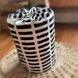 ☆ミルク缶カバー☆黒☆北欧☆ポットン落としに☆元保育士ママ☆手作りおもちゃ♫ 1枚目の画像