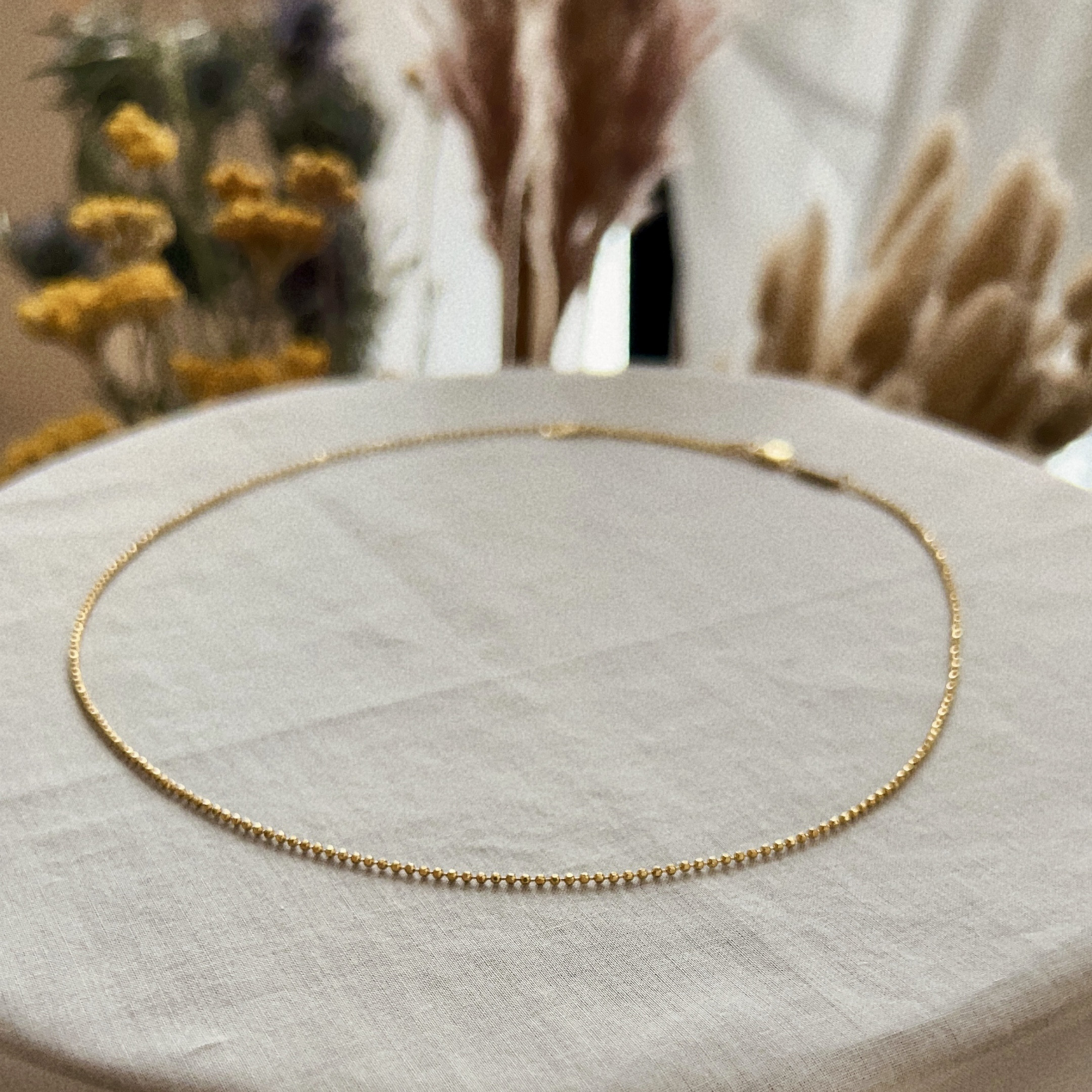 小さな粒が静かに輝く、14Kコーティング・華奢ビーズネックレス／925シルバー・長さ調整可・重ね付けにも