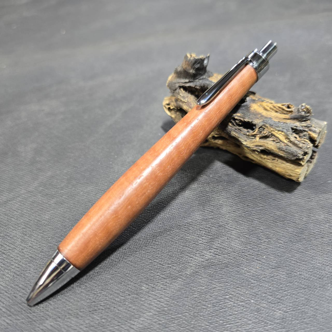 カーリーマサランデューバ　ウッドボールペン【送料・ギフトボックス無料・当日発送】191