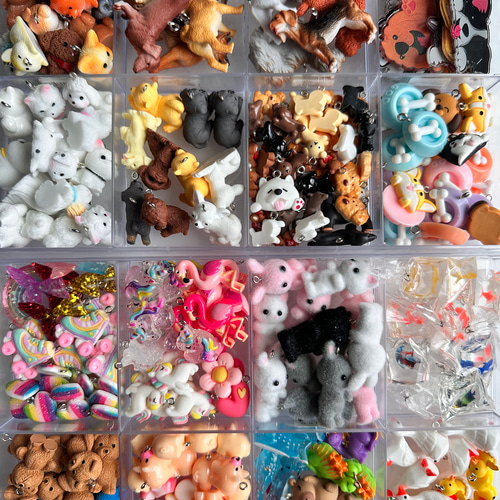 Newチャーム追加！世界にひとつ名前入りオーダーキーホルダー