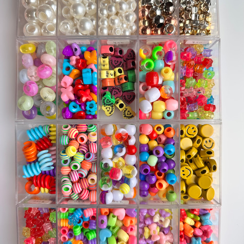 Newチャーム追加！世界にひとつ名前入りオーダーキーホルダー