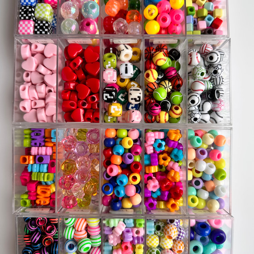 Newチャーム追加！世界にひとつ名前入りオーダーキーホルダー