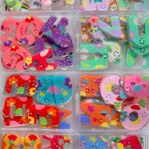 Newチャーム追加！世界にひとつ名前入りオーダーキーホルダー