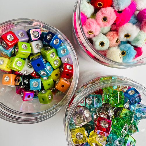 Newチャーム追加！世界にひとつ名前入りオーダーキーホルダー