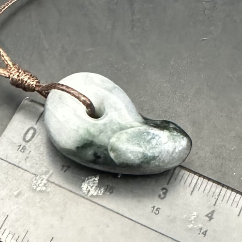 ✳業者様も大歓迎‼️ 糸魚川翡翠ロウカン勾玉　極上物‼️ 鑑別書付の本物を‼️ ✳業者様も大歓迎‼️ 糸魚川翡翠ロウカン勾玉 極上物‼️ 鑑別書付