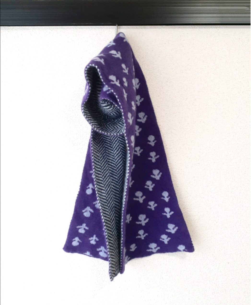 北欧風小花柄リバーシブルマフラー