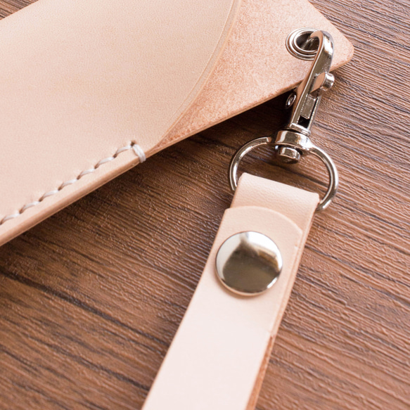 本革　扇子入れ　ベルトホルダー付き　生成り 6枚目の画像