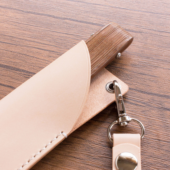 本革　扇子入れ　ベルトホルダー付き　生成り 2枚目の画像