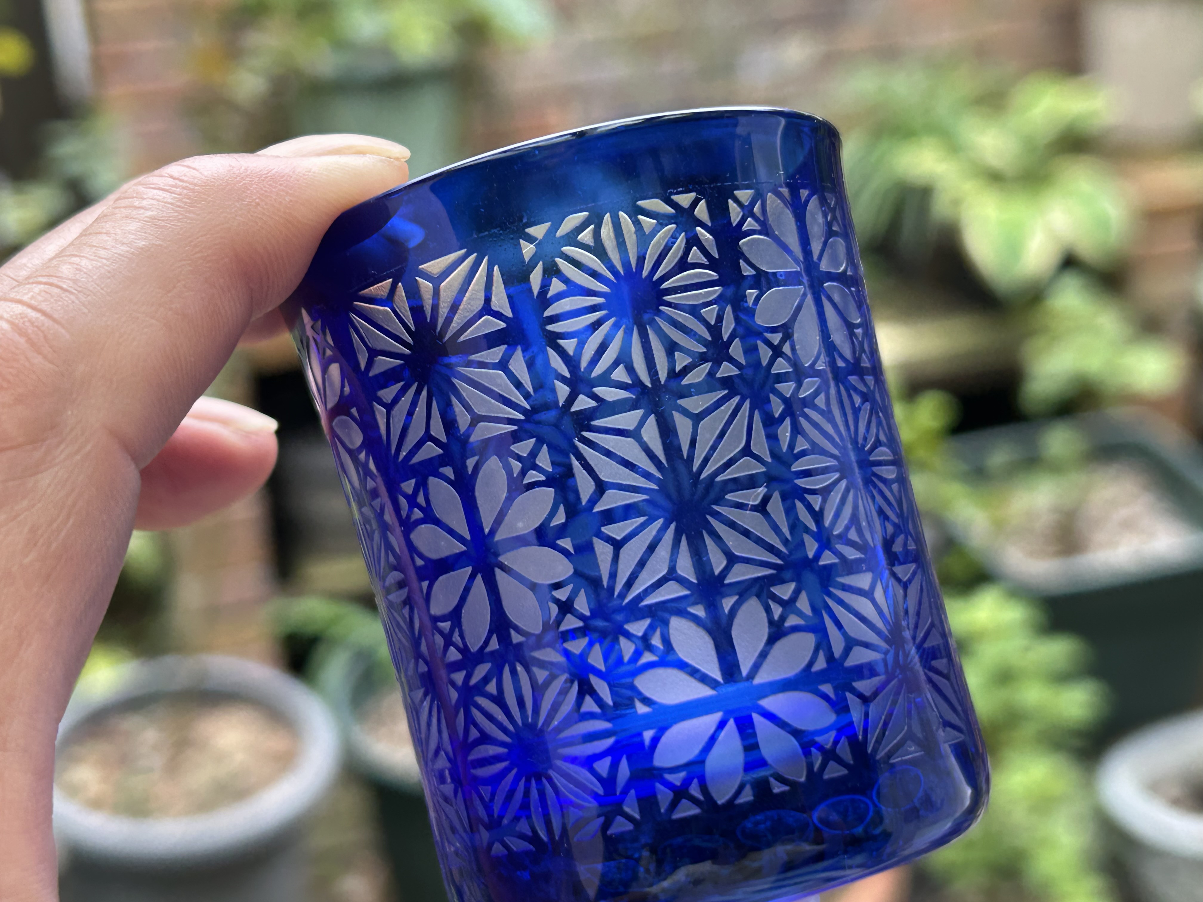 組子文様のお猪口（サンドブラストだが切子に間違えられる）