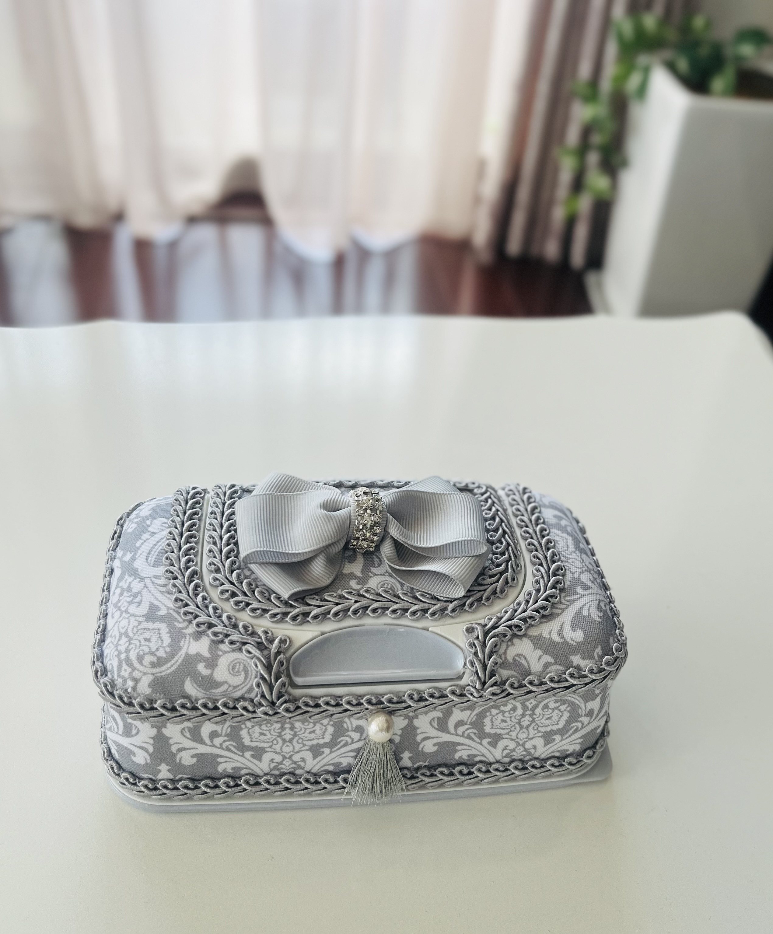 エレガントなダマスク柄の3点セット（グレー）