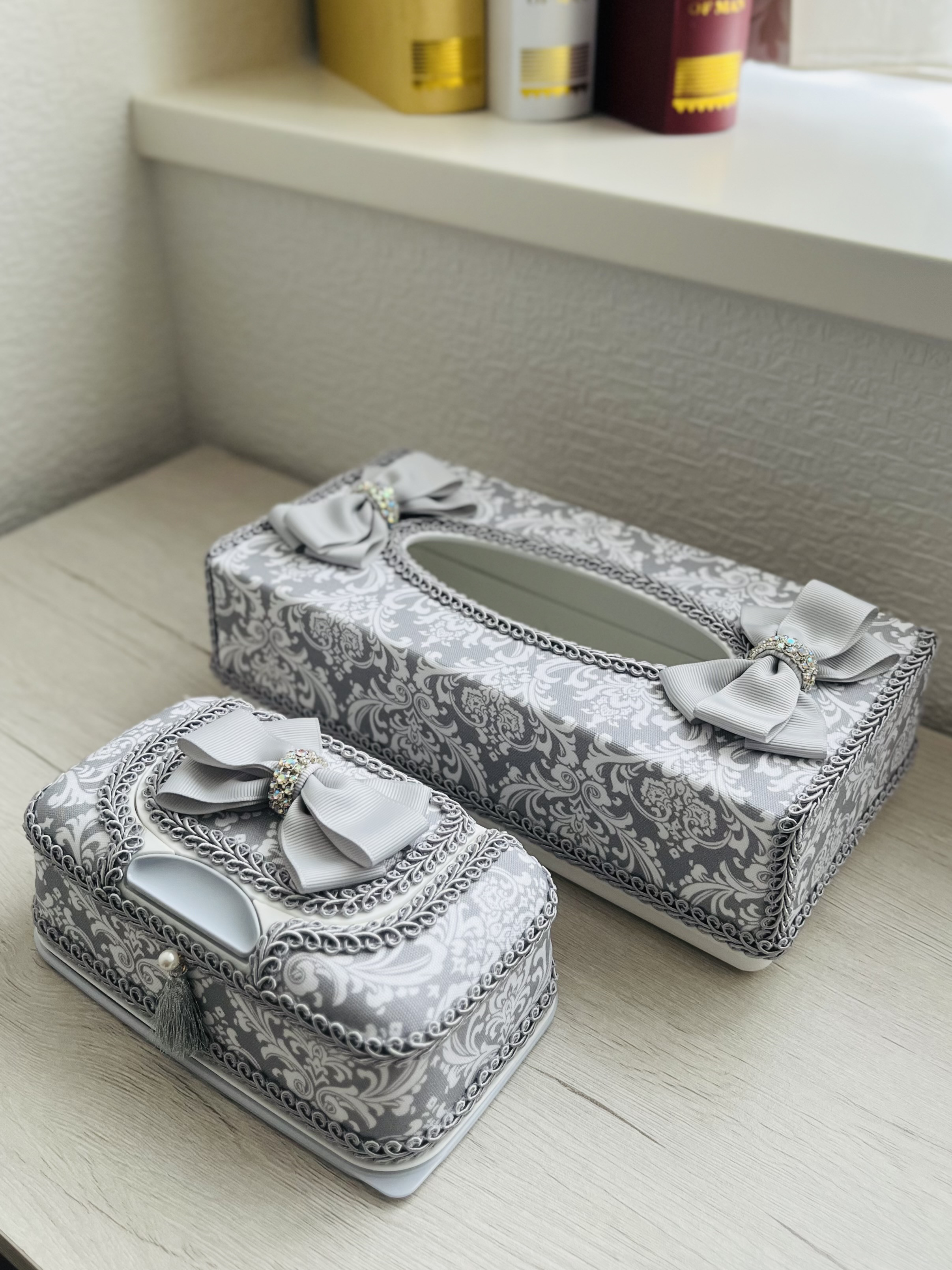 エレガントなダマスク柄の3点セット（グレー）