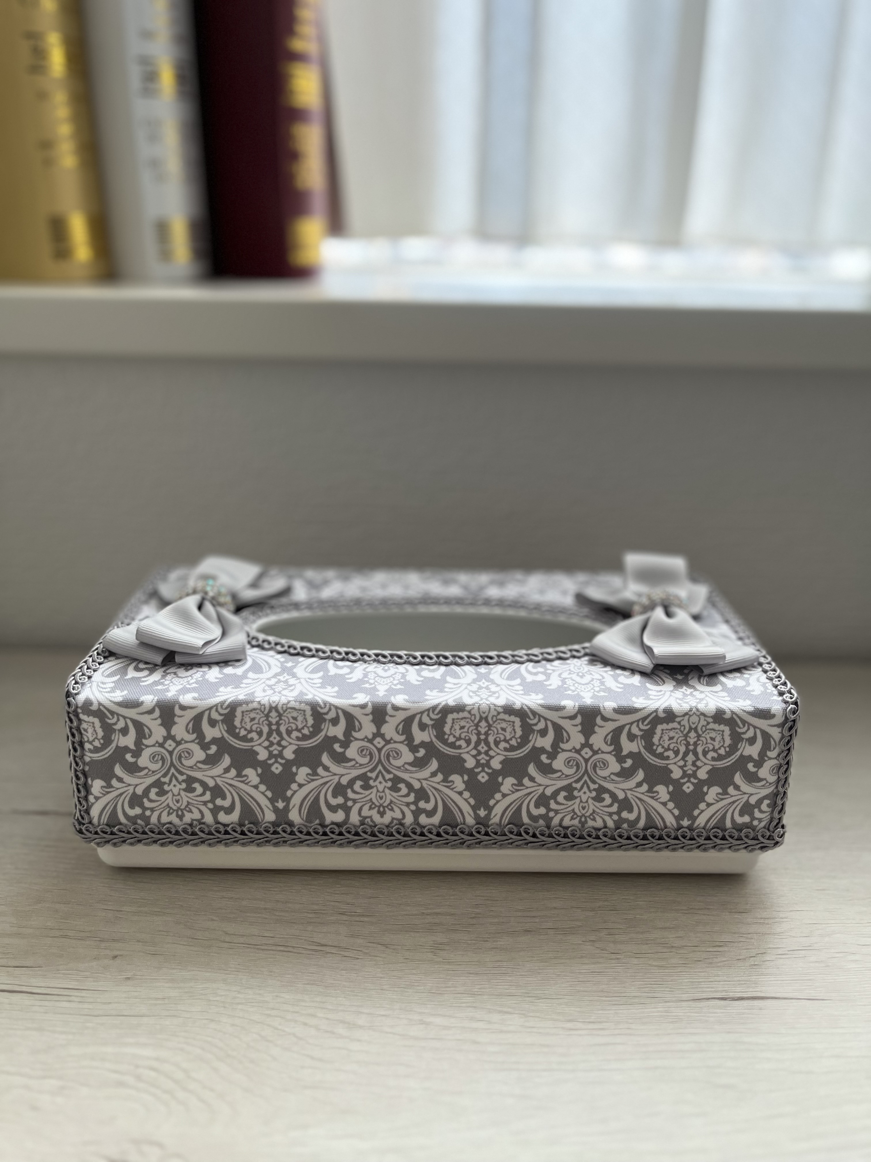 エレガントなダマスク柄の3点セット（グレー）