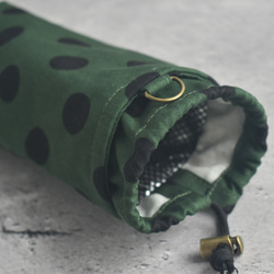 スリム・洗える保冷保温ペットボトルカバー（水玉） 4枚目の画像