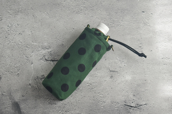 スリム・洗える保冷保温ペットボトルカバー（水玉） 9枚目の画像