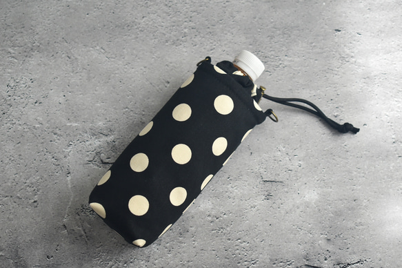 スリム・洗える保冷保温ペットボトルカバー（水玉） 6枚目の画像