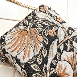 スペイン製ジャガード生地 PIMPERNELのポシェット ウィリアムモリス ピンパーネル　スマホポシェット　スマホポーチ 3枚目の画像