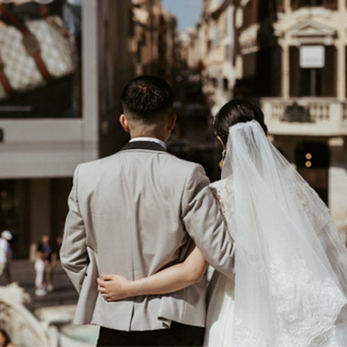 実例写真！ロングベール 魅惑の花レース シアーな美しさ 華やかな  