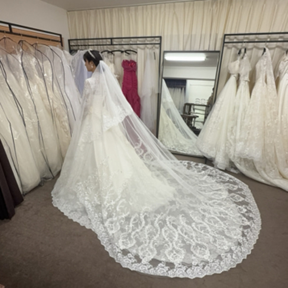 実例写真！ロングベール 魅惑の花レース シアーな美しさ 華やかな  