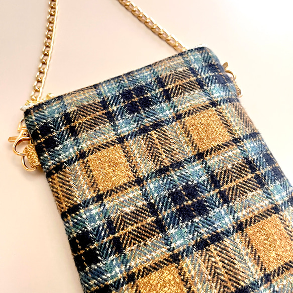 とろけるコットンツイード タータンチェックのポシェット ウールライク　スマホポシェット　スマホポーチ　スマホショルダー 7枚目の画像
