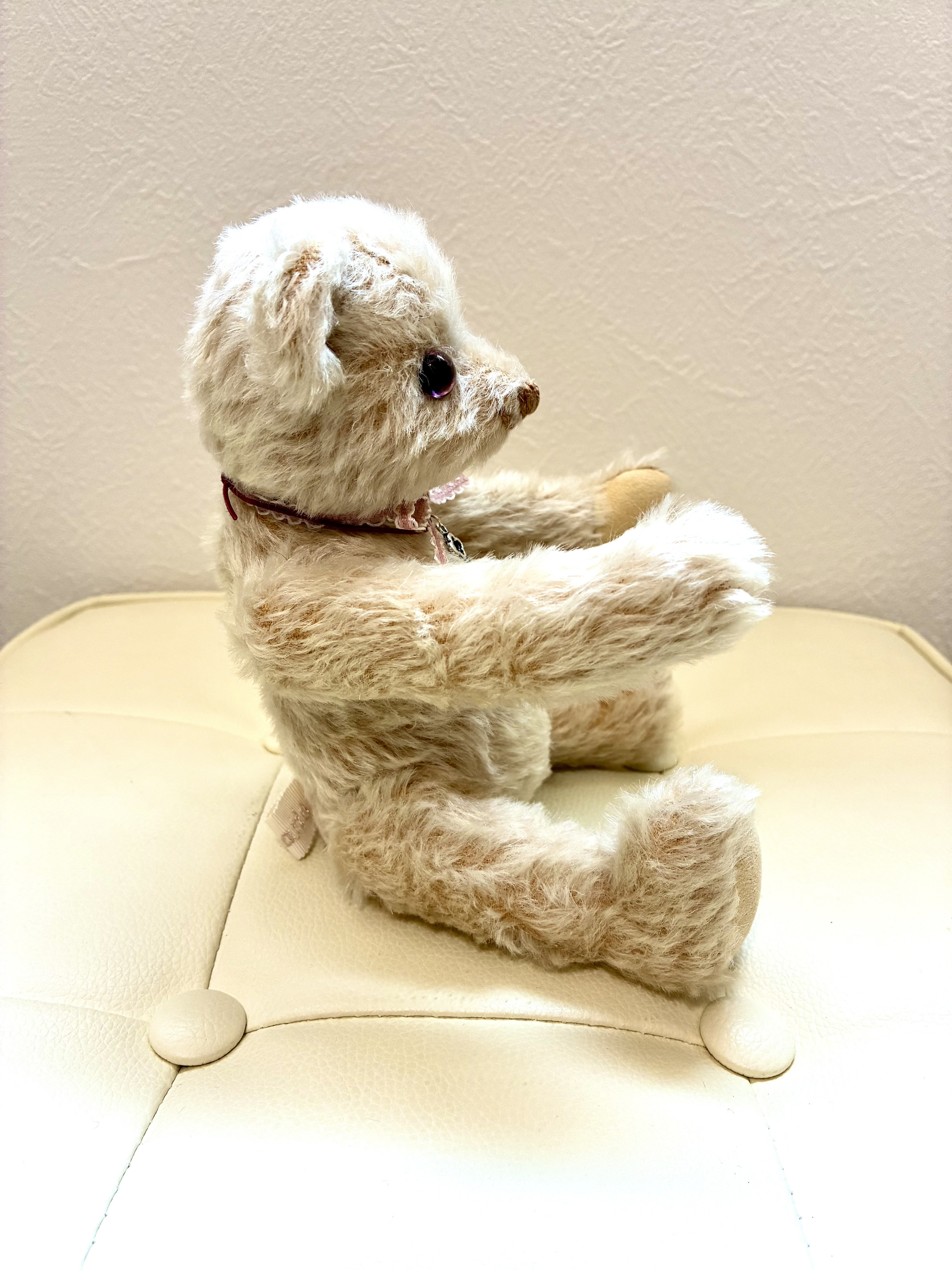 ライトアメジストの瞳のテディベア　〜24cm〜