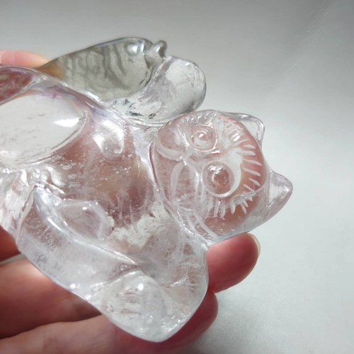 手彫り！ 水晶 魚を捕った招きねこ 置物 素敵な逸品 その他インテリア