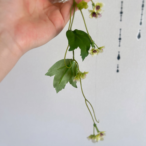 ホワイト&グリーンフラワーフライングボール 直径14cm 無料ラッピング