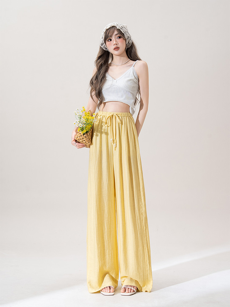 イエローの薄手ストレートカジュアルパンツ女2025夏新作ゆったりハイウエストで着痩せ感のあるワイドパンツ