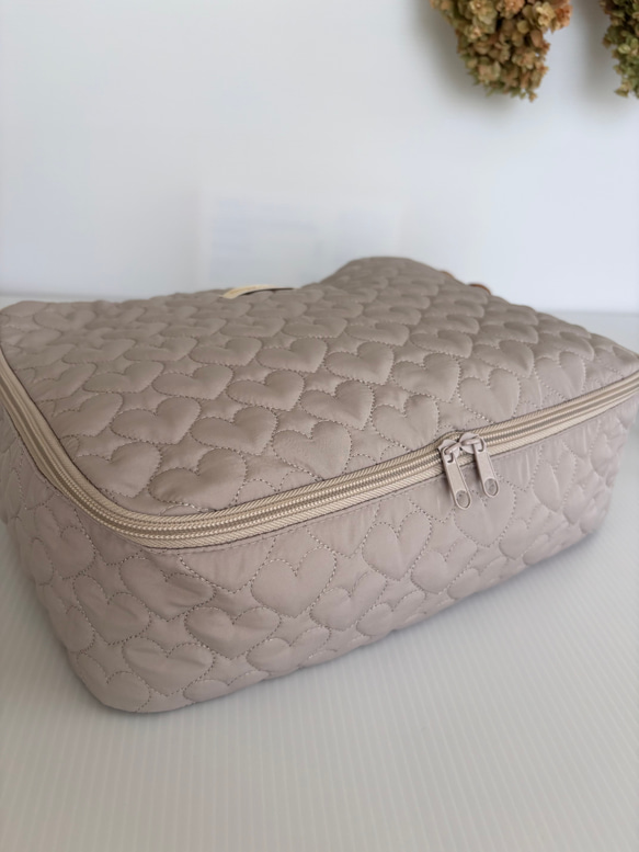 ハートヌビ　トラベルポーチLサイズ　グレージュ 4枚目の画像