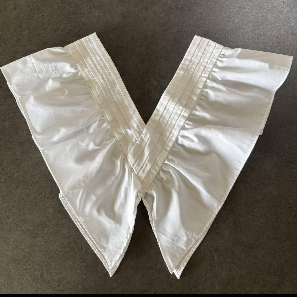 付け襟 ホワイト ポリコットン ギャザー×タック 白