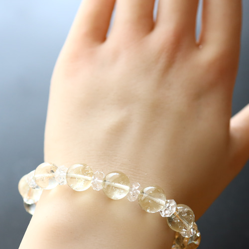 ☆スーパープレミアムブレス☆ゴールデンレムリアンクォーツ：約10ミリ