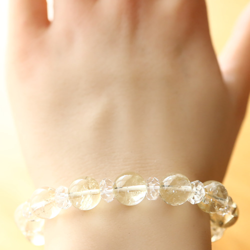 ☆スーパープレミアムブレス☆ゴールデンレムリアンクォーツ：約10ミリ