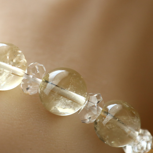 ☆スーパープレミアムブレス☆ゴールデンレムリアンクォーツ：約10ミリ