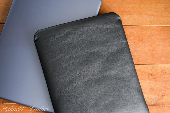 WATERPROOF LEATHER》13インチ ノートPC用スリーブケース ブラック PC