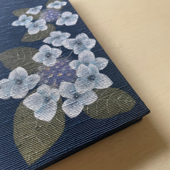 【大サイズ】手描き一点物　紫陽花/御朱印帳 3枚目の画像