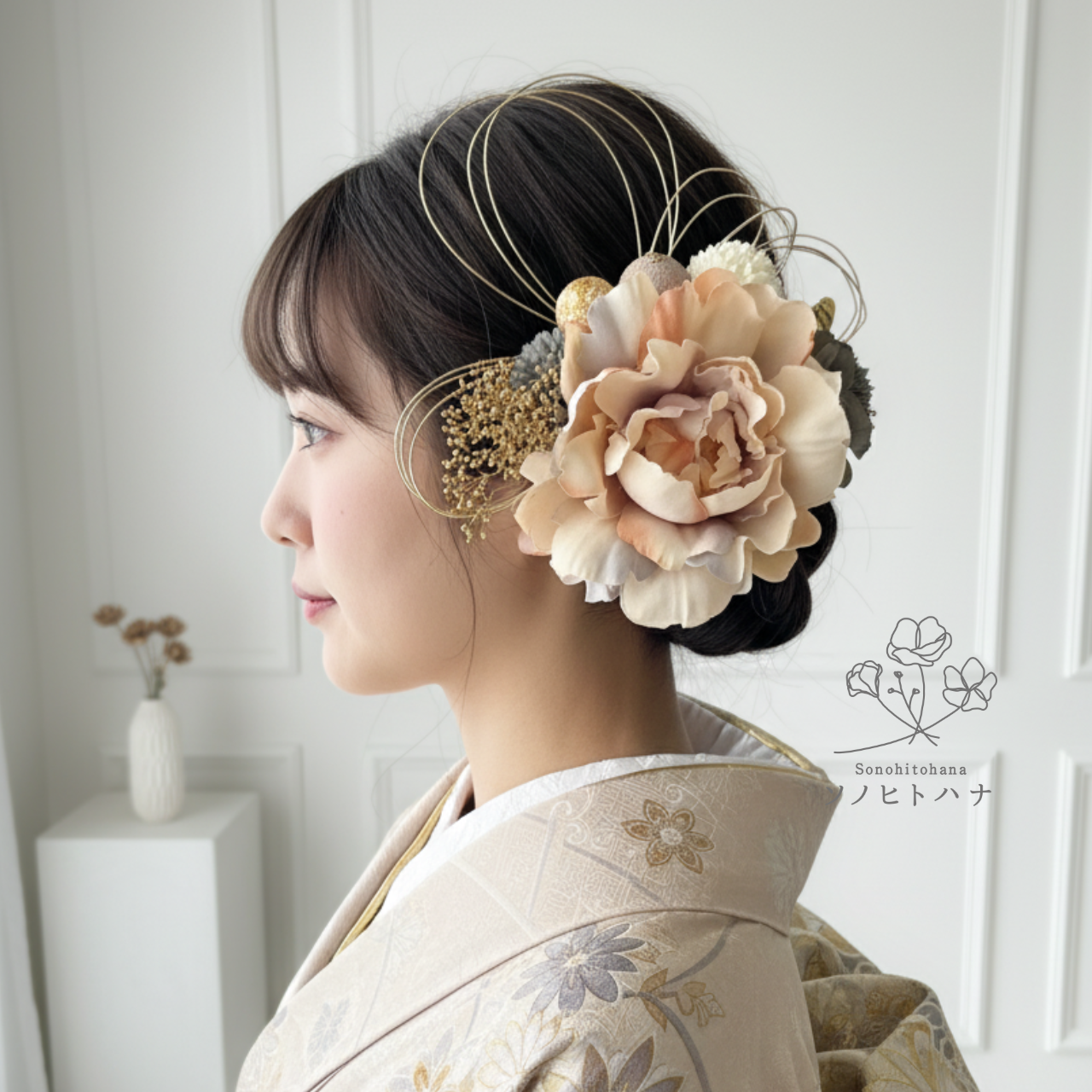 【結婚式・成人式・卒業式】ベージュ×グレー 大きな花の髪飾り｜振袖・袴・白無垢・色打掛に　KA-2503BE