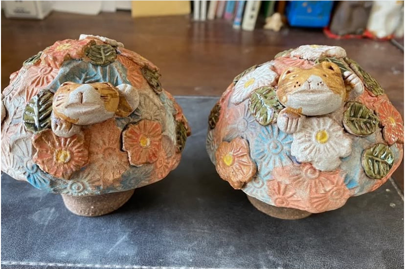 お墓の花入れのフタ（猫付き）【送料込み】受注生産