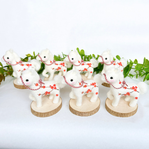 梅咲き誇る干支 午 うま 羊毛フェルト置物 羊毛フェルト Aki Ako 通販