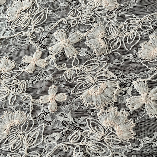 チュールエンブロイダリー レース生地 ピンク 花柄 刺繍 ¨-/10cm