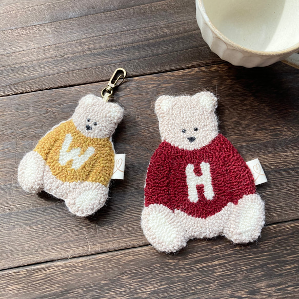 【選べるイニシャル&カラー】　テディベアコースター　1枚入り　アルファベット　もこもこ　パンチニードル　オーダーメイド 10枚目の画像